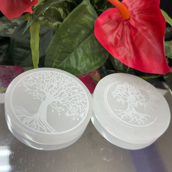 SELENITE CHARGING PLATE – Cleanse, Recharge & Radiate Light